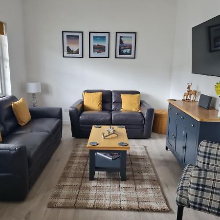 Apartamento 1 Golf Mews Ballater Exterior foto