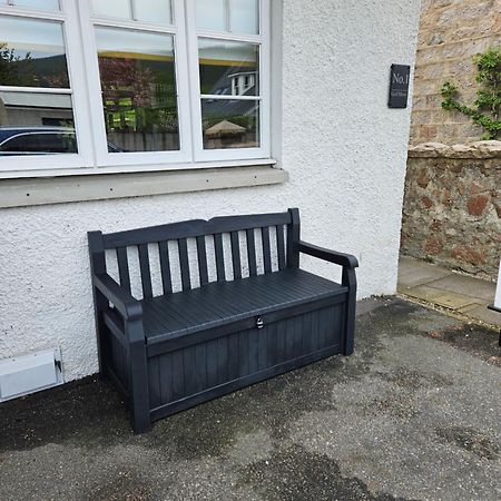 Apartamento 1 Golf Mews Ballater Exterior foto